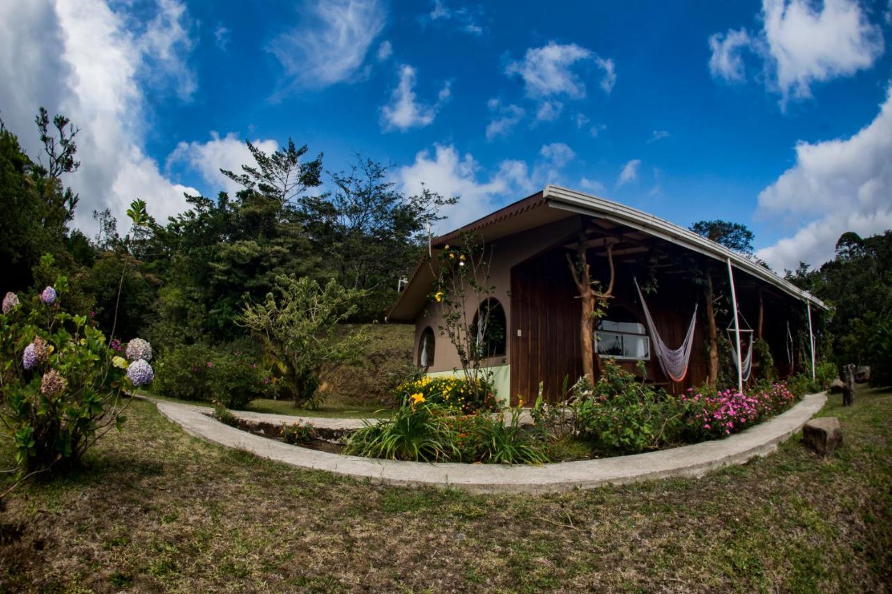Cabinas Capulin & Farm Monteverde Esterno foto